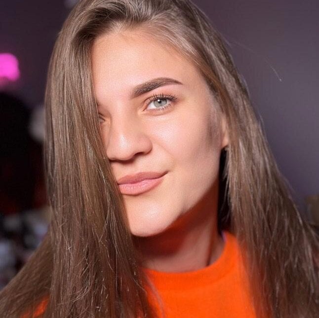 Viola3102 live cam model at StripChat