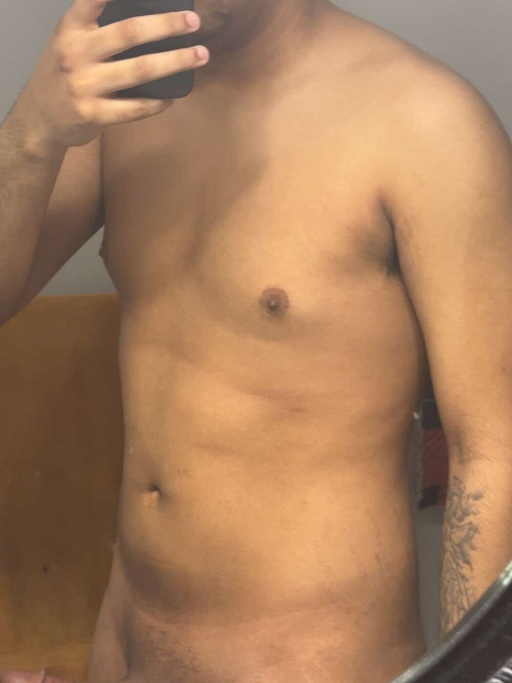 YoungHung06's Offline XXX Chat