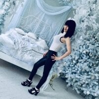 Cloe_Kind's Offline Chat Room