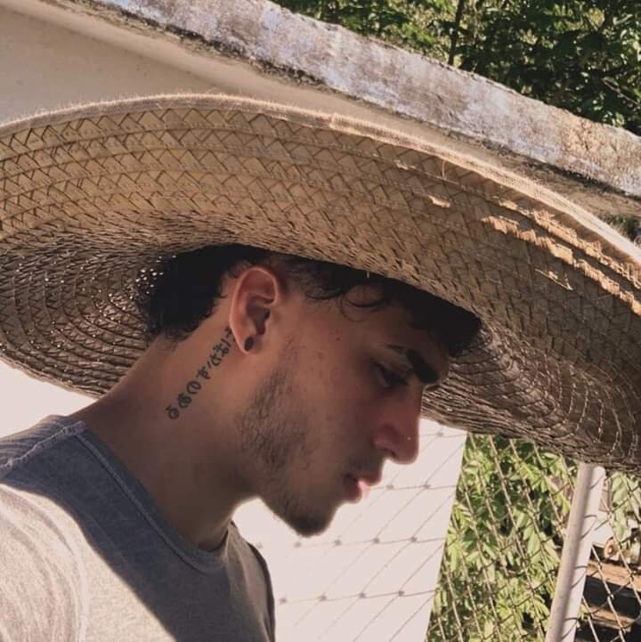 lucas_nixx
