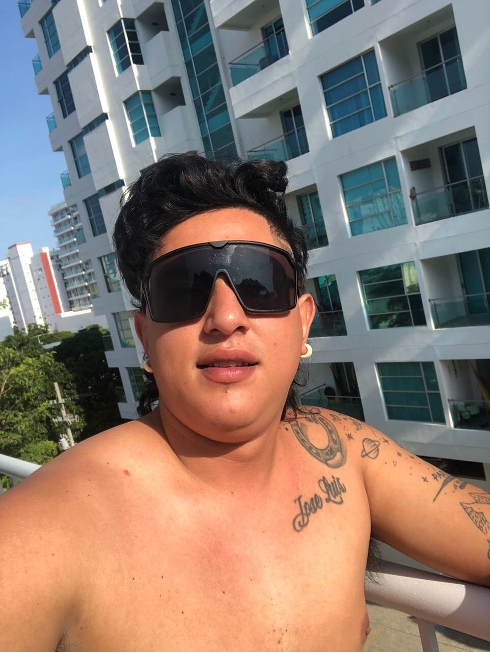 skyhot21