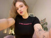 EuphoriaBloom's Offline XXX Chat
