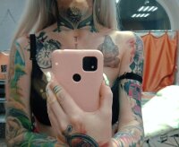 Ava_Raynolds' Offline XXX Chat