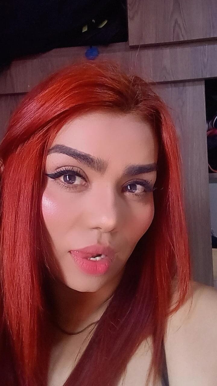Anahi_smithh_