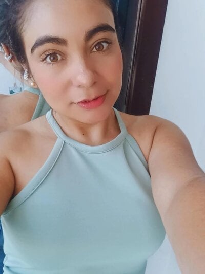Natalie_hill Female Analfingering Striptease Cam