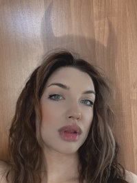 LaraCroftMiss' Offline XXX Chat