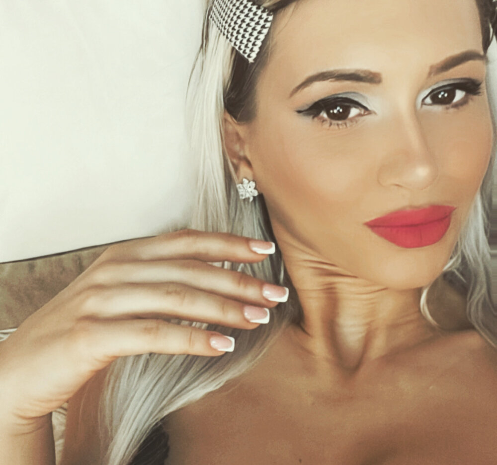 SiennaBadley 😲 live cam