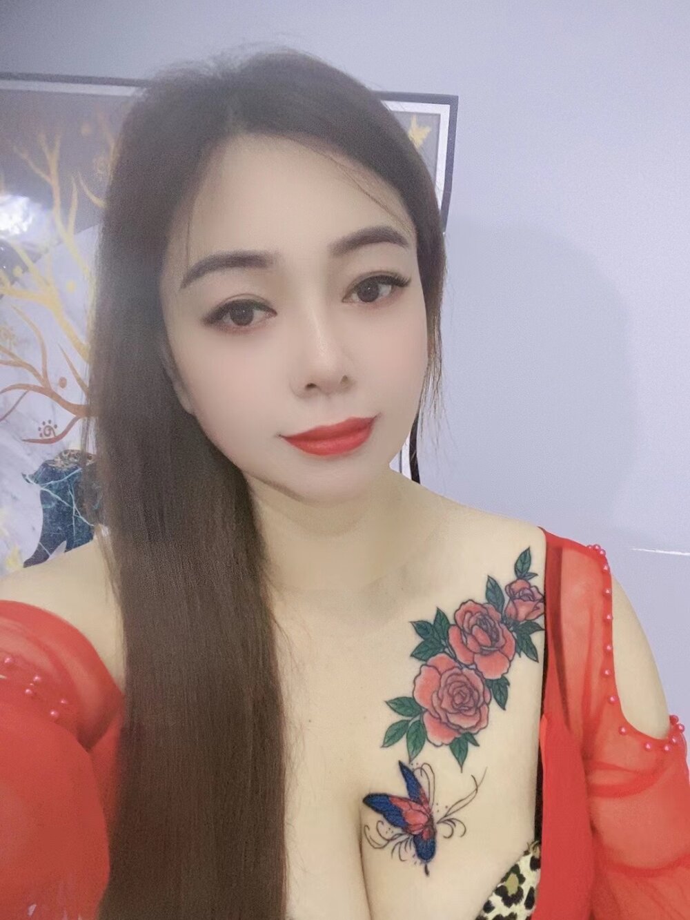 CM-yy 👓 naked cam chat
