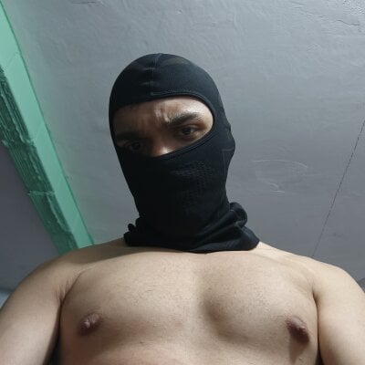 Mauro_8 Male Uncut Free Cam Nude