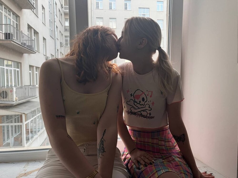 CathysSandra's Offline XXX Chat