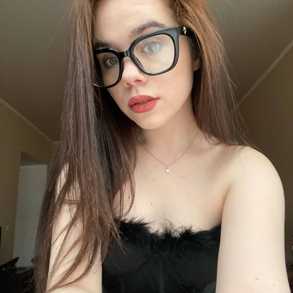 lia_rise from stripchat