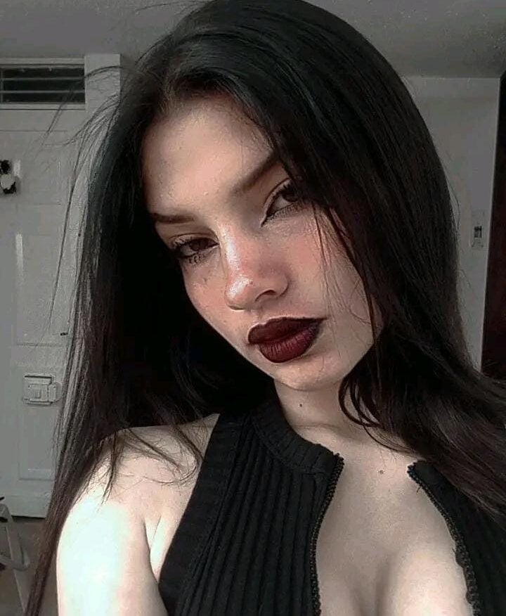 tina__smith 🏗 live online chat