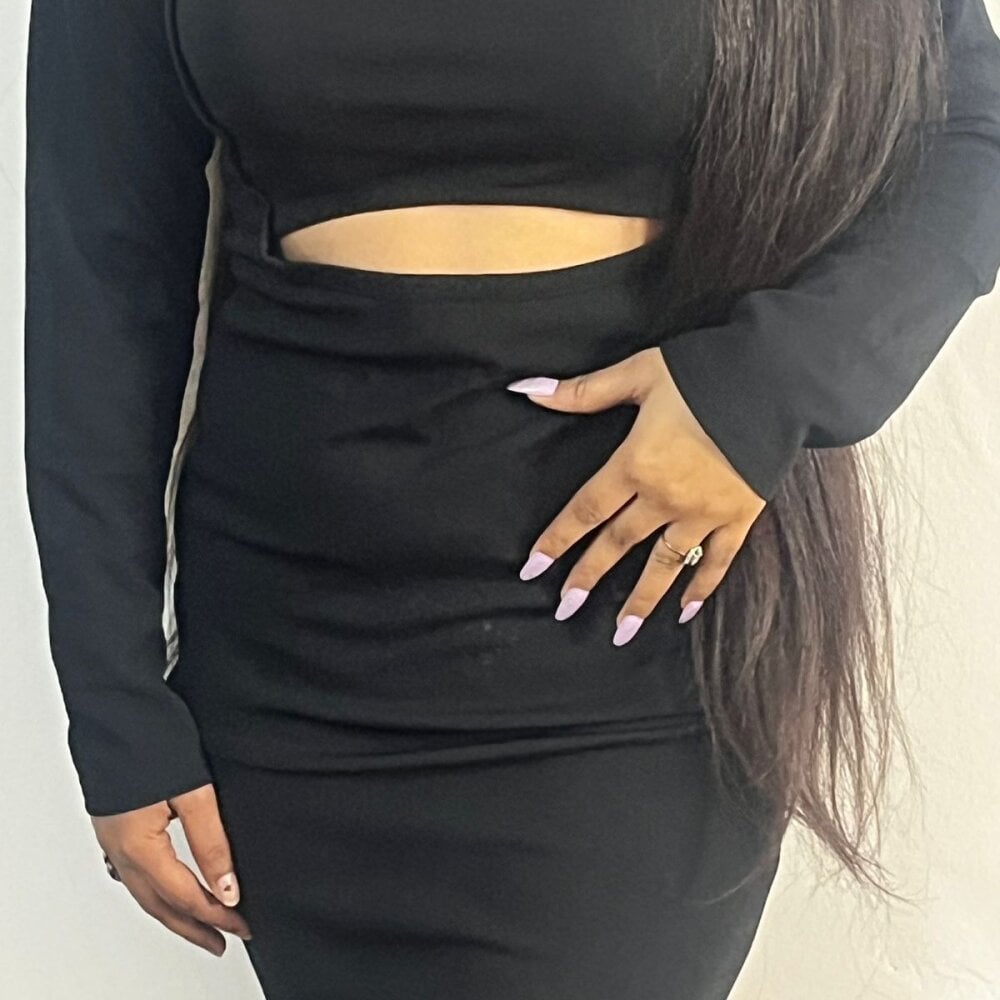 sexcam3d.net model_shalini livesex profile in stockingsnylons cams