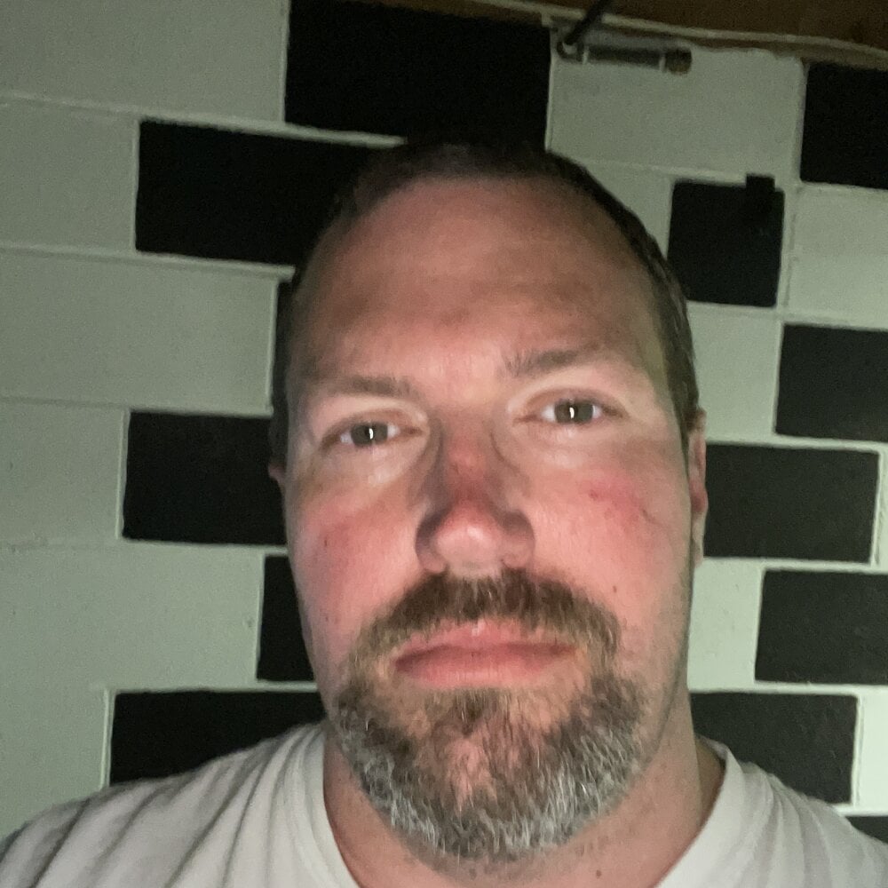 bigdaddy4u20022fuck's Offline XXX Chat