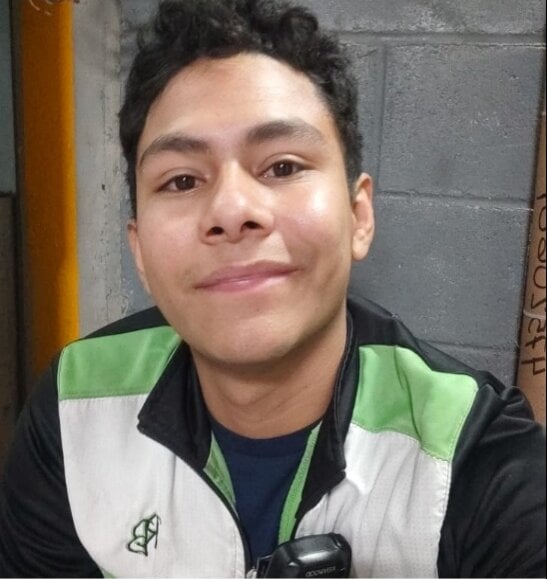 marcuuu15's Offline Chat Room
