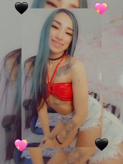 lilith2_t on StripChat