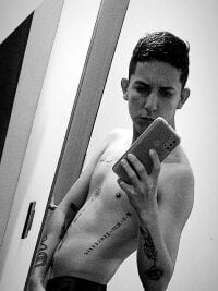 sebastian0421's webcam live show