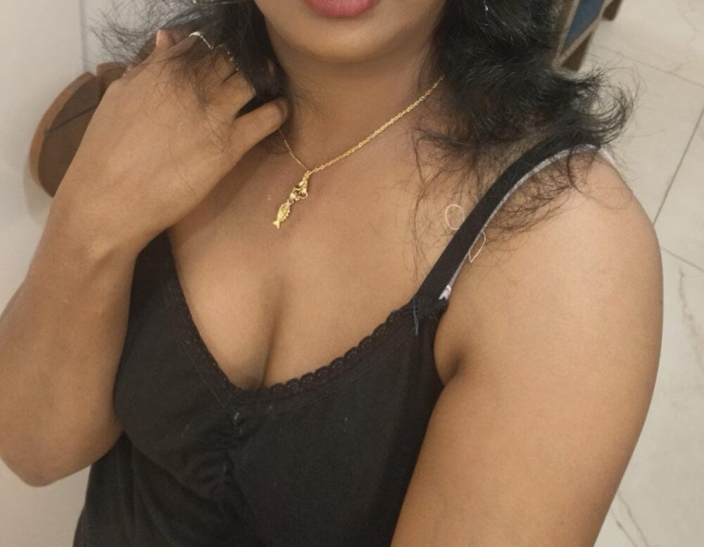 Ayesha_Gowda profile