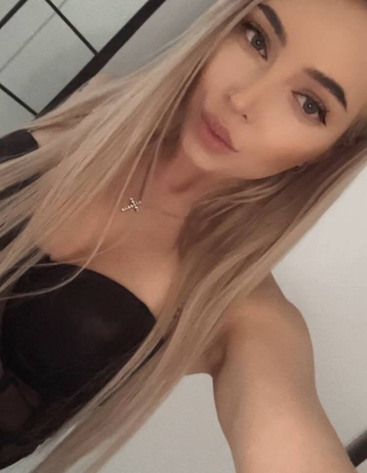 Elina_Peach
