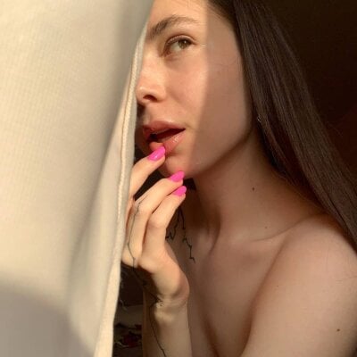 -SaraBlack- on StripChat