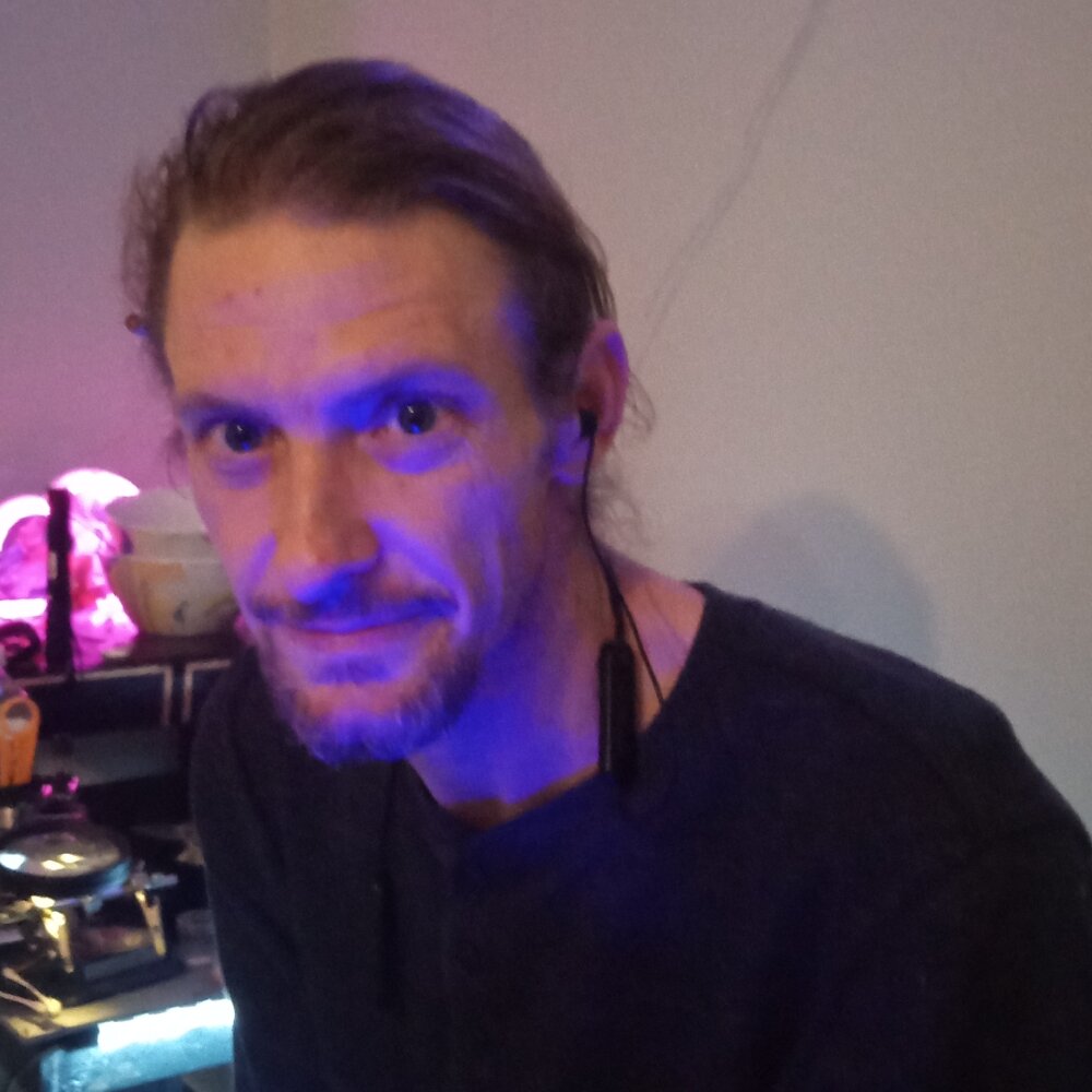 atlselfsucker@xh's Offline XXX Chat