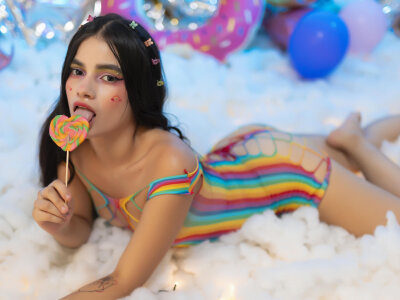 Ari_Queen