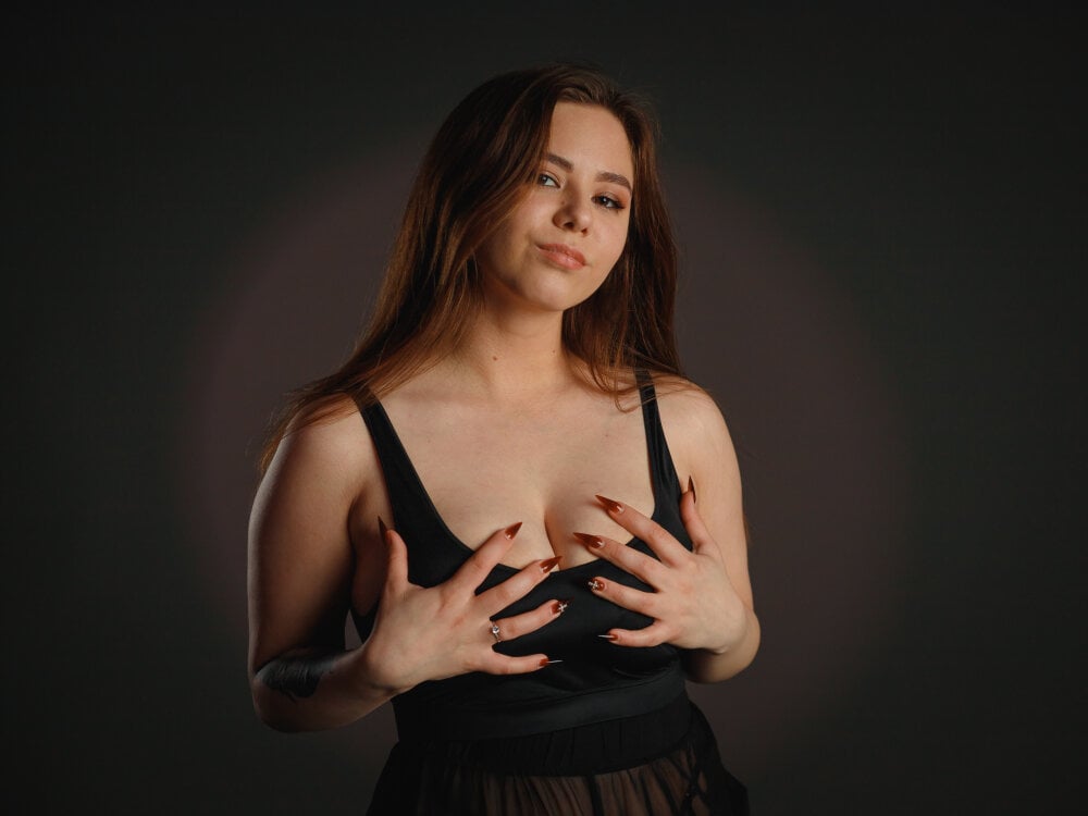 stripchat ivorywood webcam profile pic via sexcams-joy.com