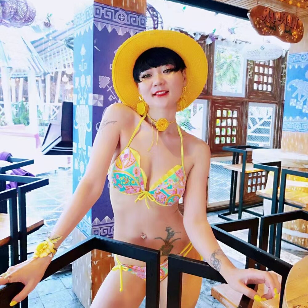 lilisi181's most recent online preview