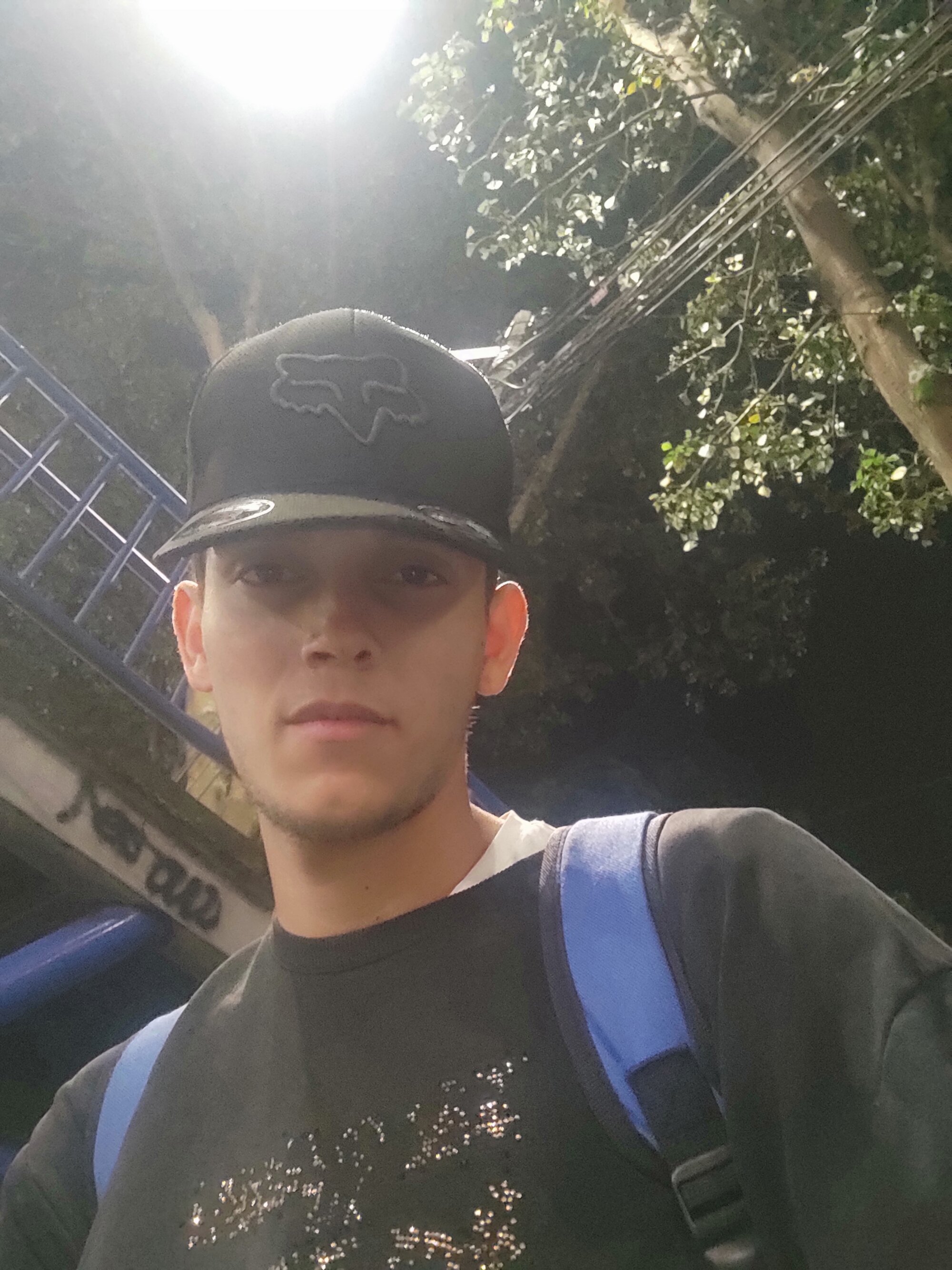 JhonG3579