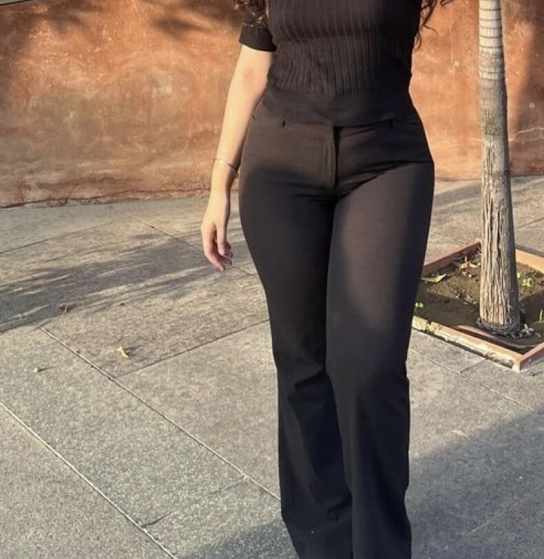 stripchat donut24 webcam profile pic via badgirlwebcam.com