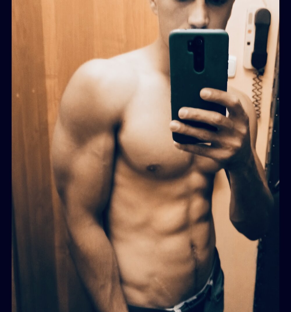 Vonamor12 Adlı Modelin Çevrimdışı XXX Sohbeti