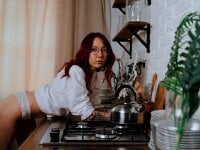 EvaJohnnson's Offline Chat Room