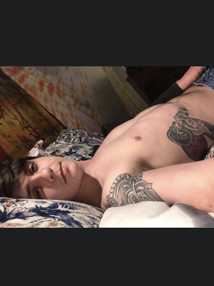 Hintermeister123's Offline XXX Chat