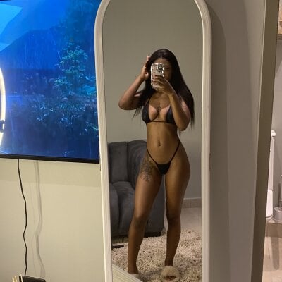 Poison_Belladonna on StripChat