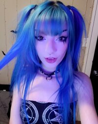 RainexBBY's Offline XXX Chat