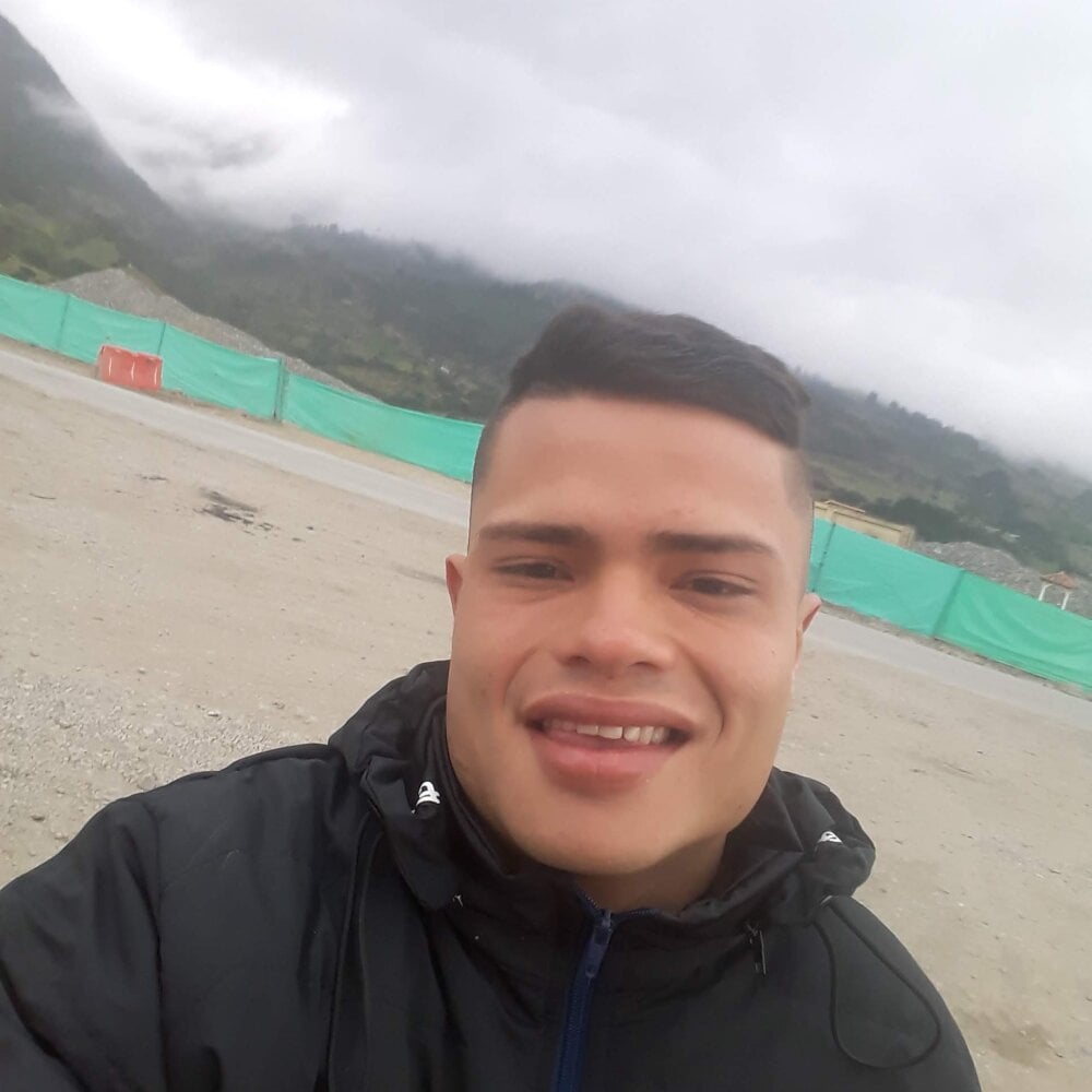brayan_hotl_ from stripchat
