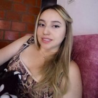 Danna__Torres' Offline XXX Chat