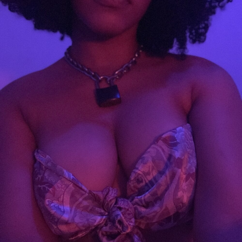 miss_Jay's Offline Chat Room
