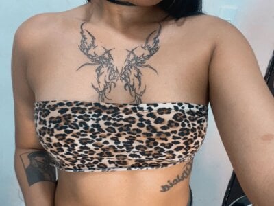Zara_Blasse