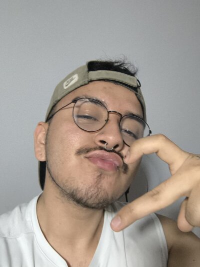 alex_montesco from stripchat