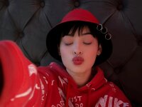 _shainaa__'s Offline Chat Room