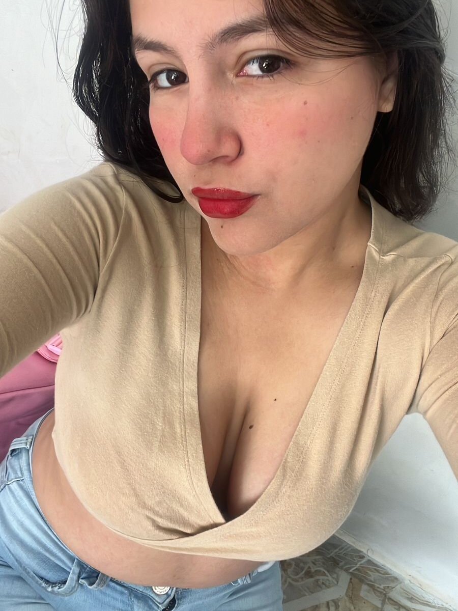 luna_jhomson profile