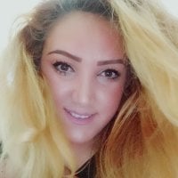 PeachyFoxy's Offline Chat Room