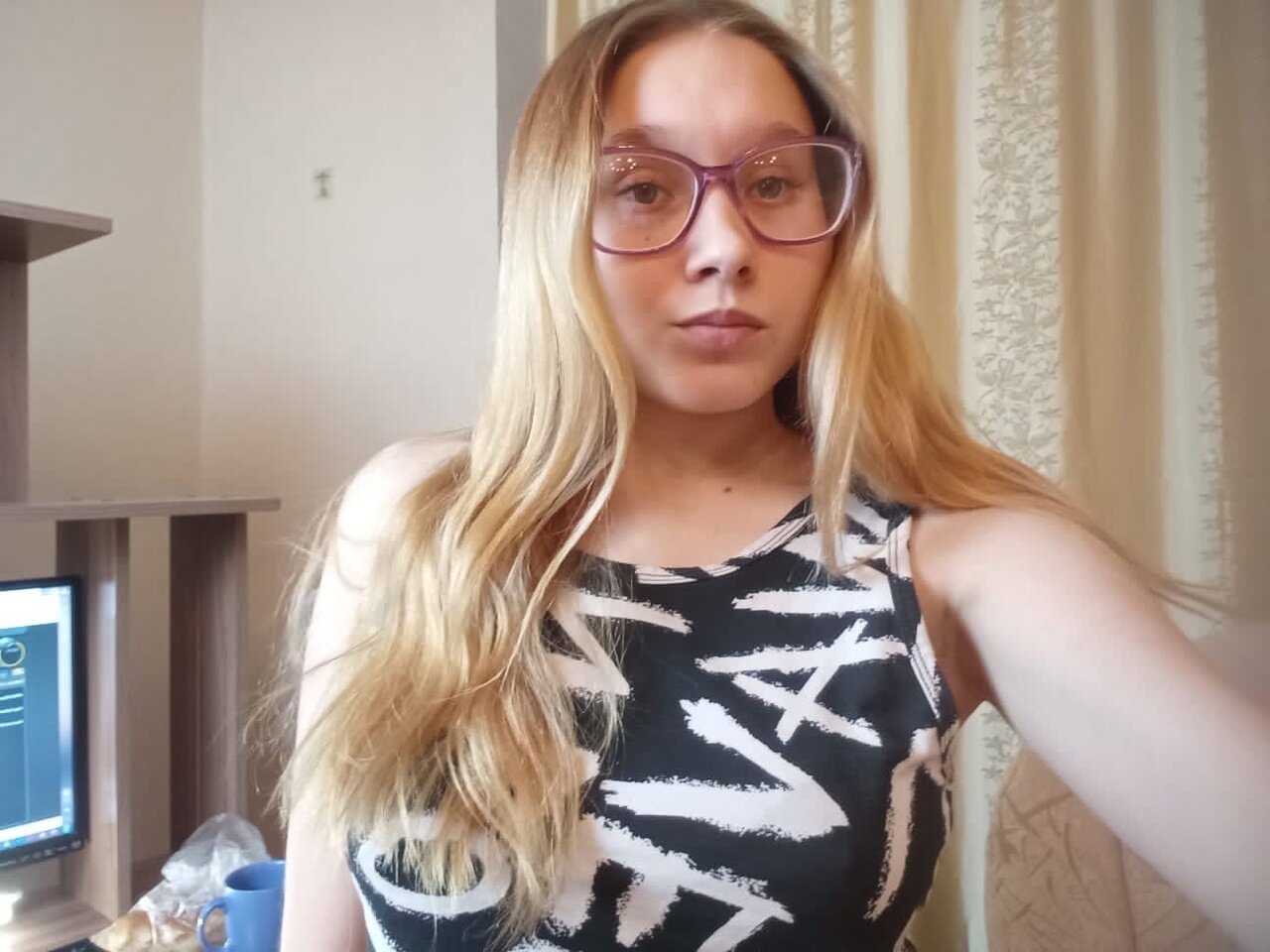 AlisaSweetyX