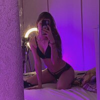 ErikaKrai's Offline XXX Chat