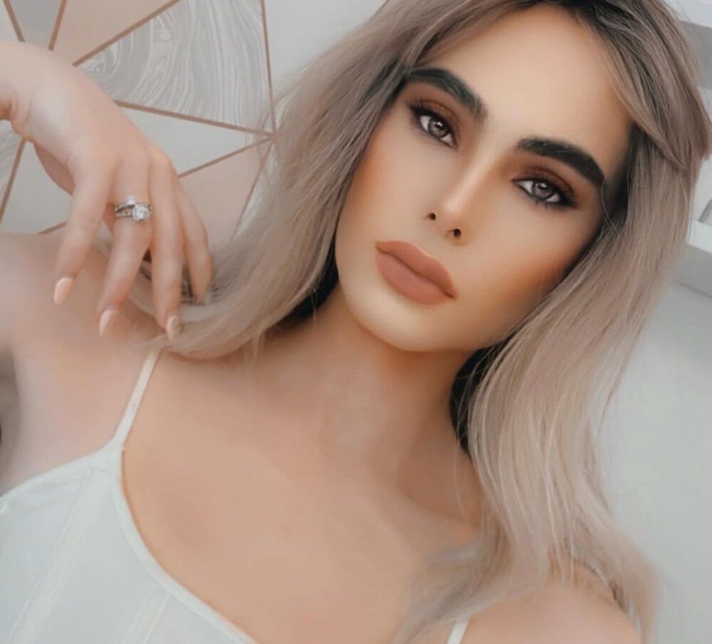 sissielil from stripchat