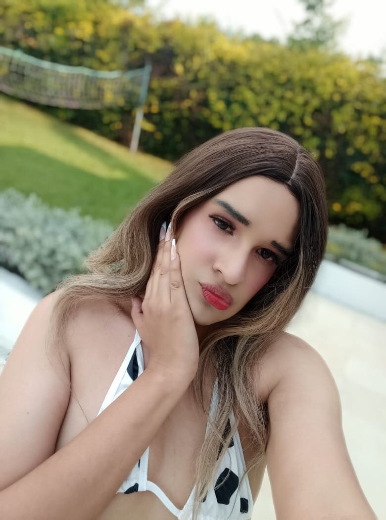 Nicol_Doll2