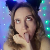 LISSA_Farfalla_'s Offline Chat Room