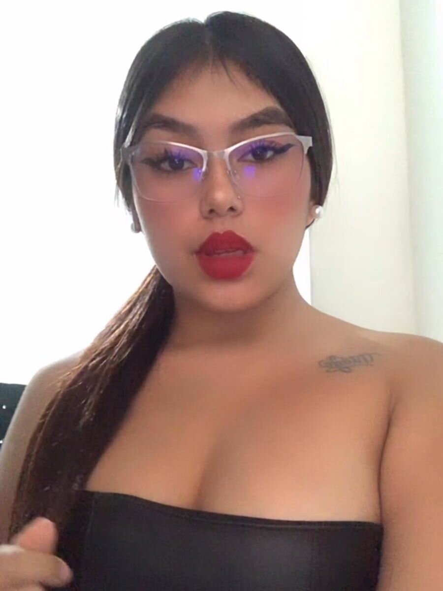 Venuus_and_Neptuuno's Offline XXX Chat
