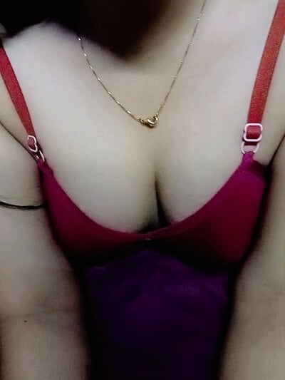 Sexydesicumslut